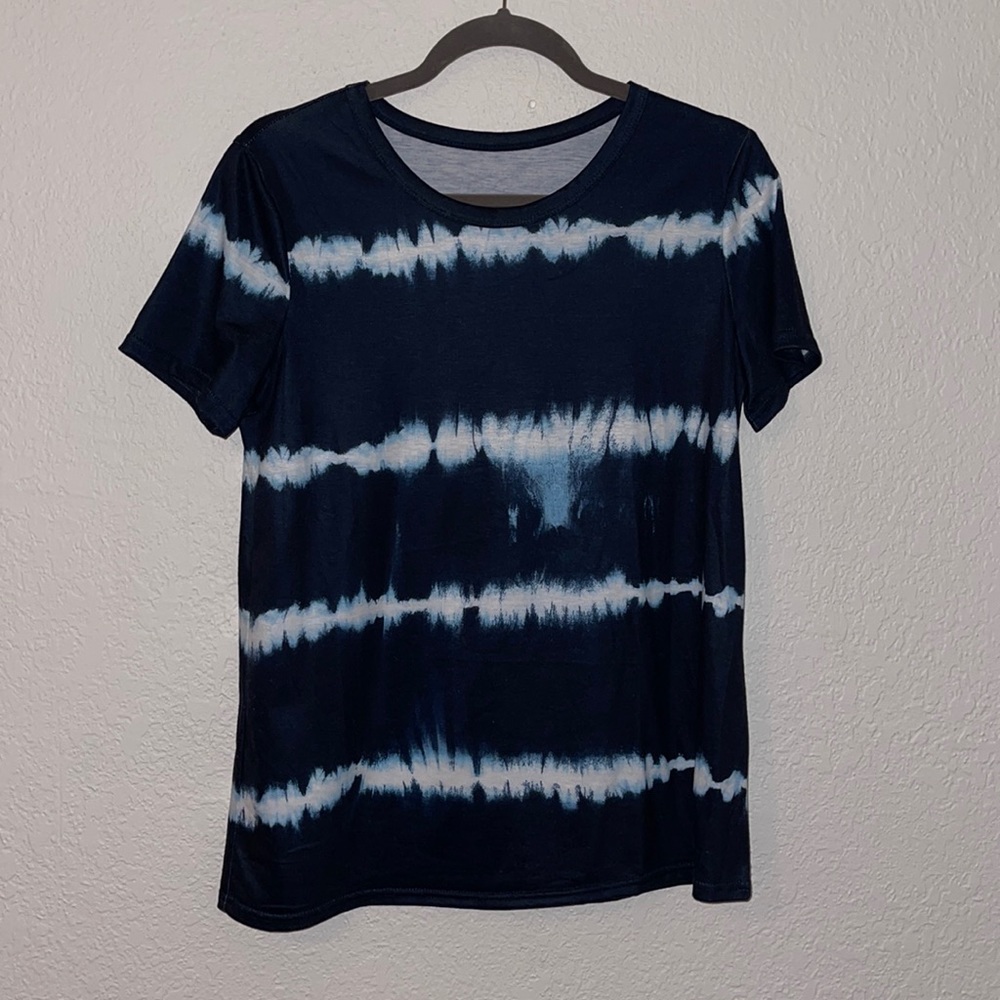 Tie-dye tee, Size Small